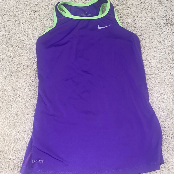 purple athletic tank top